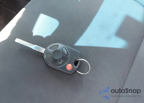 2013 Ford Escape S z USA, uszkodzony, nr VIN 1FMCU0F75DUC07189